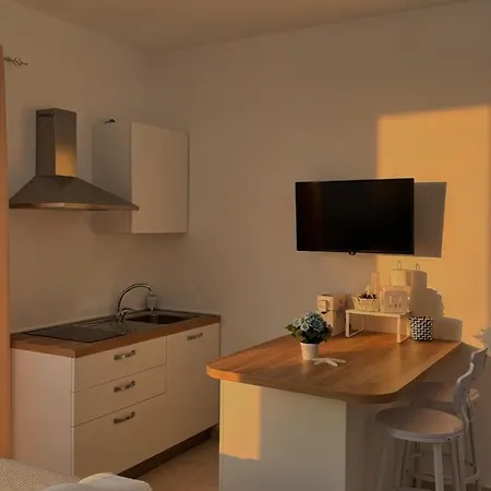 Azzurra Penzion 3*